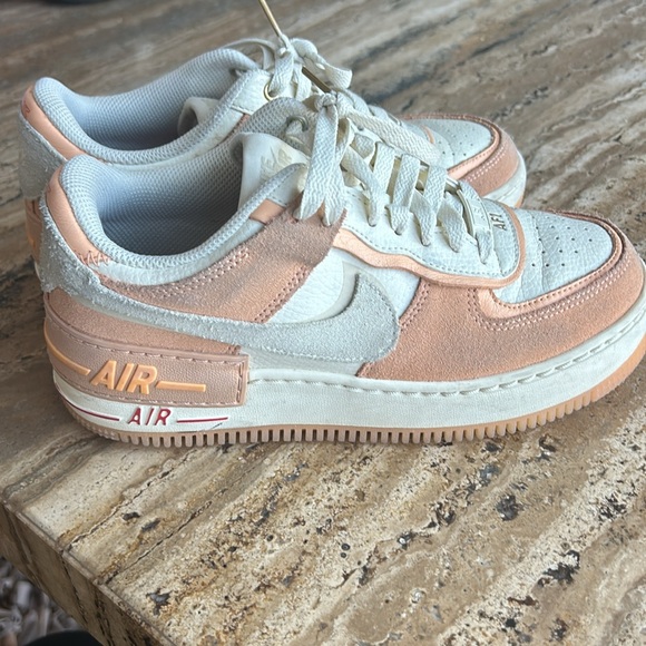 Nike peach air forces - Picture 4 of 5